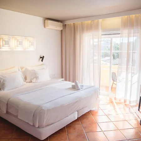 Costa D'oiro Ambiance Village Hotel
