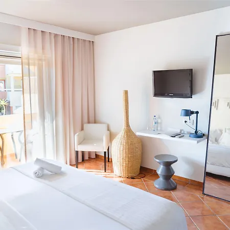 Costa D'oiro Ambiance Village 4*