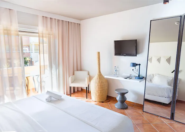 Costa D'oiro Ambiance Village 4*