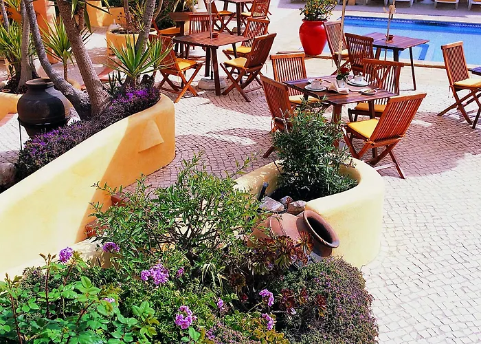 Costa D'oiro Ambiance Village