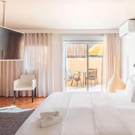 Costa D'oiro Ambiance Village