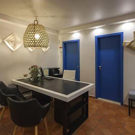 Costa D'oiro Ambiance Village Lagos